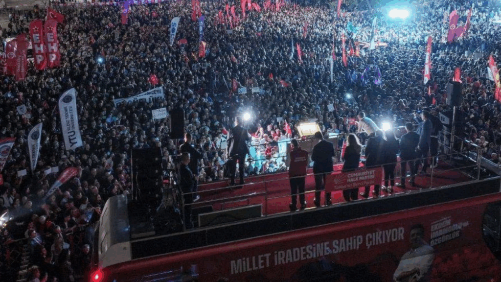 Özgür Özel ve Ekrem İmamoğlu’ndan Kütahya mitingine çağrı