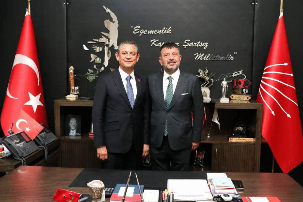 Özgür Özel ve Veli Ağbaba Hakkındaki Soruşturma Dosyaları Ankara’ya Gönderildi