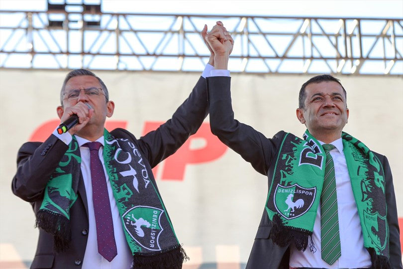 Denizli’den Yeni Parti’ye tarihi katılım: Bülent Nuri Çavuşoğlu ve 14 ilçe belediye başkanı CHP’den istifa etti!