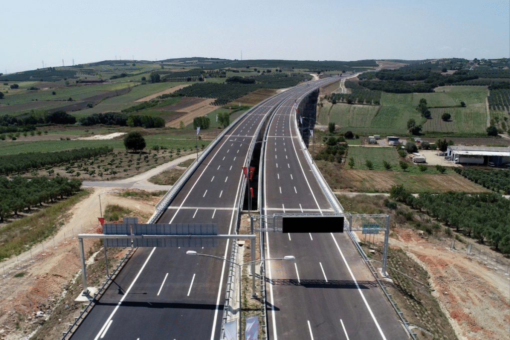 Yollar da Köprüler de Halkındır: 30 Yıllık Özelleştirme Hamlesi