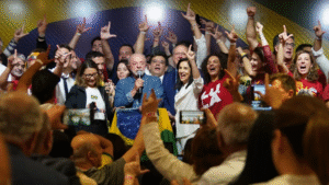 Brezilya’da Tarihi Seçim Zaferi: Lula da Silva Dördüncü Kez Devlet Başkanlığı Koltuğunda!